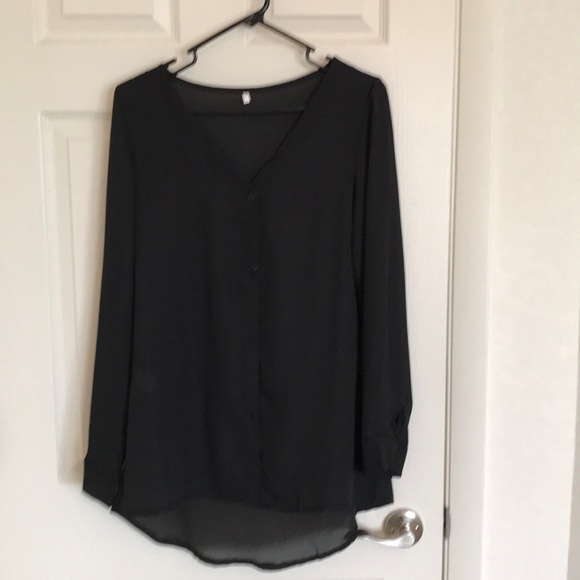 boutique Tops - Beautiful Hi-Lo blouse size XL